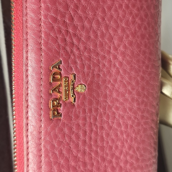 Prada Corner Zip Pebbled Leather Wallet - Picture 2 of 11